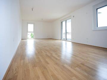 Apartment for sale in 2722 - Balkon, Terrasse