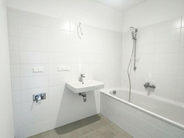 Erstbezug ein viertel grün – stilvolle 3 Zimmer Wohnung in Toplage in Wiener Neustadt