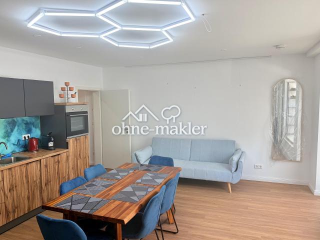 Erstbezug eines Exklusives Saniertes Möbliertes 2 Zi. Apartment im EG in Erlangen Zentrum