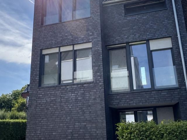 Erstbezug, einzigartiges Split Level Haus in Meerbusch Büderich / Düsseldorf
