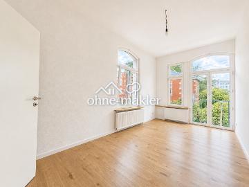 Erstbezug* Exklusive Wohnung in sanierter Jugendstilvilla mit Garage