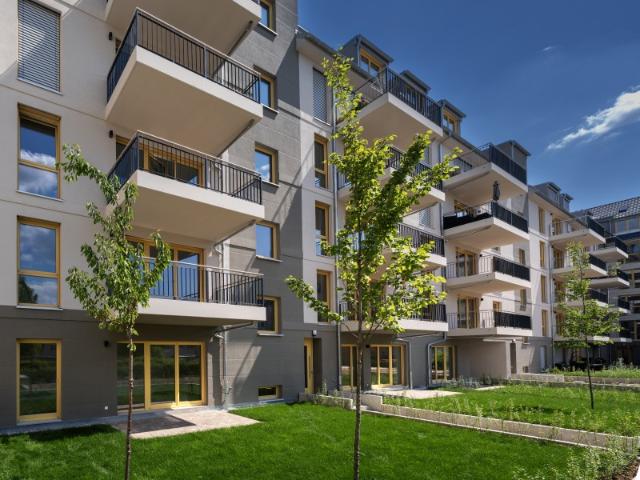 Erstbezug: Exklusive 2 Zimmer Wohnung im Neubau mit Balkon, Fußbodenheizung und Parkett!