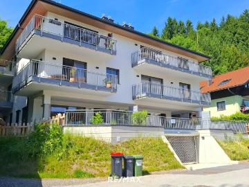 ERSTBEZUG Exklusive 3 Zi Neubauwohnung mit Sonnenbalkon in Mondsee Tiefgraben