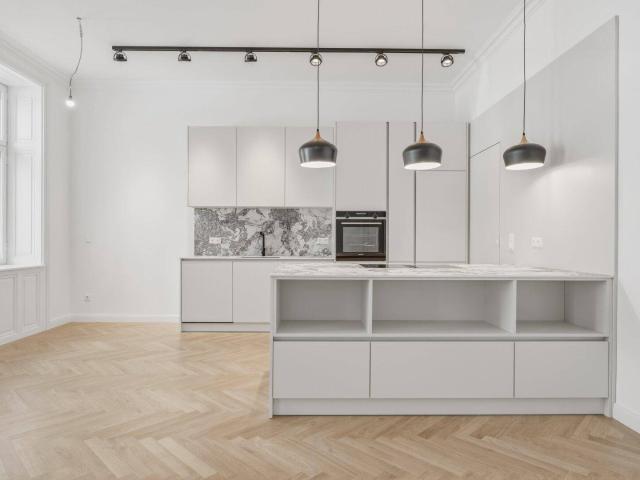 ERSTBEZUG Exklusive 3 Zimmer Wohnung beim Hamerlingplatz
