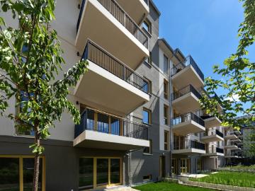 Erstbezug: Exklusive 3 Zimmer Wohnung im Neubau mit Garten, Fußbodenheizung und Parkett !