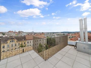 Erstbezug! Exklusives 148 m² Dachwohnung mit 3 Terrassen in generalsaniertem Gebäude Top 21