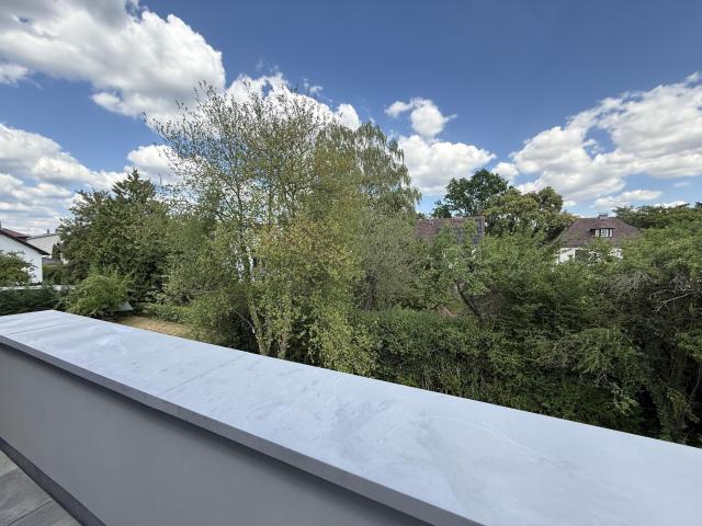 Erstbezug: Exklusives Penthouse 1 Zimmer Apartment in hochwertigem Neubau mit Einbauküche