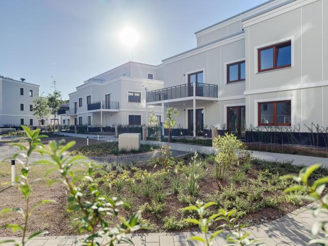 Erstbezug! Familienfreundliche 4 Zimmer Wohnung im Grünen!