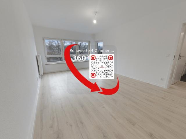 Erstbezug! Frisch renovierte 4 Zimmer Wohnung mit Balkon und Gäste WC