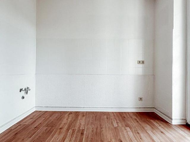 ERSTBEZUG!, frisch sanierte 2 Raum Wohnung