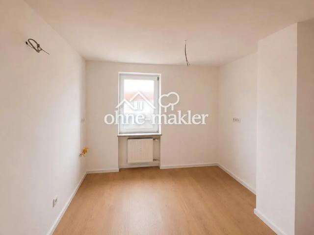 Erstbezug: kernsanierte Wohnung für Singles & Paare 82,00 qm im Herzen Burghausens 1. OG