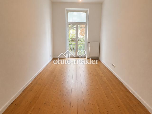 Erstbezug* Kernsanierte 3 Zimmer Altbau Wohnung mitten auf der Bergerstraße mit EBK und Balkon