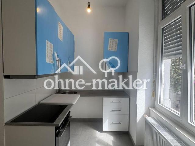 Erstbezug* Kernsanierte 3 Zimmer Altbau Wohnung auf der Bergerstraße mit EBK und Balkon