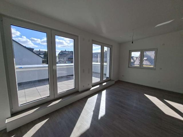 Erstbezug: KfW 40 Maisonettewohnung mit Südloggia
