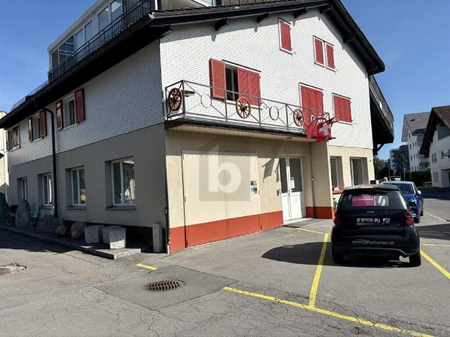 ERSTBEZUG, HOCHWERTIG UND ZENTRAL