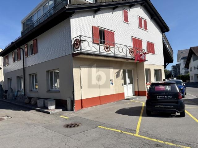 ERSTBEZUG, HOCHWERTIG UND ZENTRAL