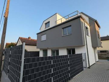 Erstbezug – Hochwertige Doppelhaushälfte mit Garten, Dachterrasse & 5 Schlafzimmern