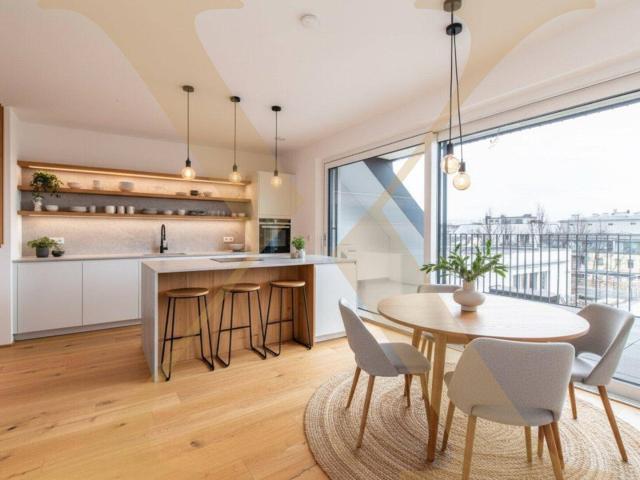 ERSTBEZUG! Hochwertige & klimatisierte Penthouse Maisonette Wohnung im Zentrum von Linz zu verkaufen!