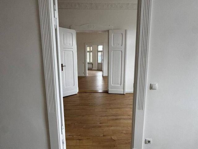 Erstbezug hochwertige sanierte 5 Zimmer Wohnung