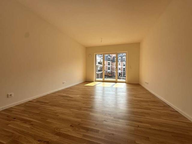 Erstbezug* Helle 3 Raum Wohnung mit Balkon in Dresden Friedrichstadt