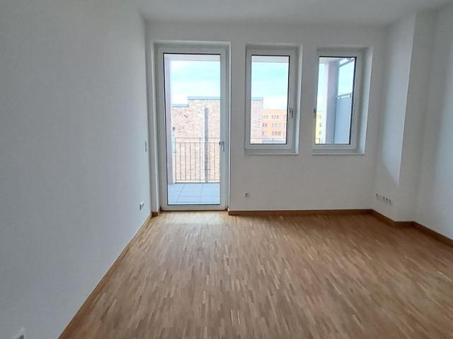 Erstbezug! Helle 2 Zimmer Wohnung mit 2 Balkonen!