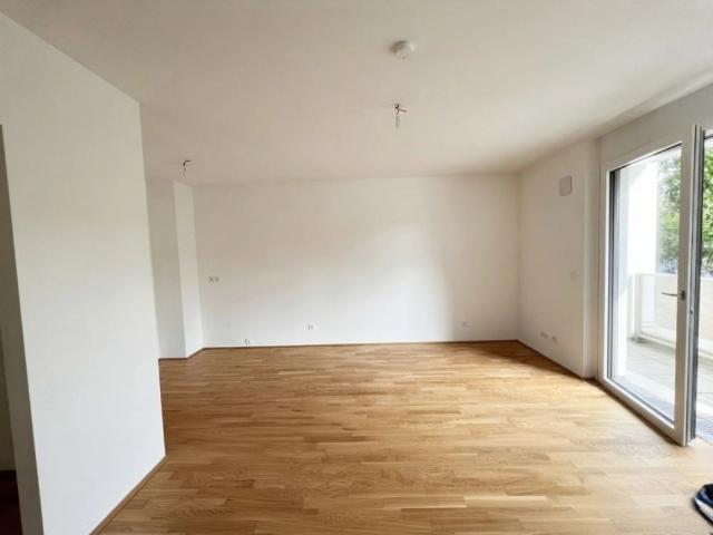 ERSTBEZUG: Helle Wohnung mit Loggia nahe Alten Donau und Donauzentrum