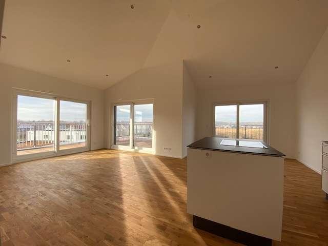 Erstbezug, helle und sonnige 4 Zimmer Penthouse Wohnung