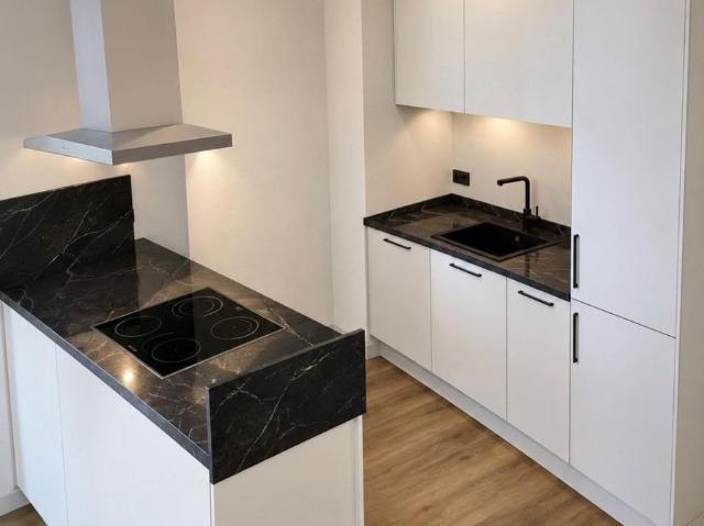 Erstbezug im Erdgeschoss moderne 3 Zimmer Wohnung mit 82 m², Fußbodenheizung, Terrasse & Einbauküche