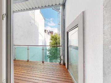 Erstbezug im Stilaltbau | XL Loggia | Grünblick | LIFT | Letztes Regelgeschoss
