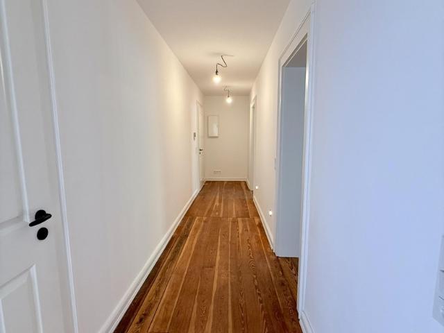 Erstbezug im Reiherstiegviertel – kernsanierter Altbau mit Aufzug und hohen Decken