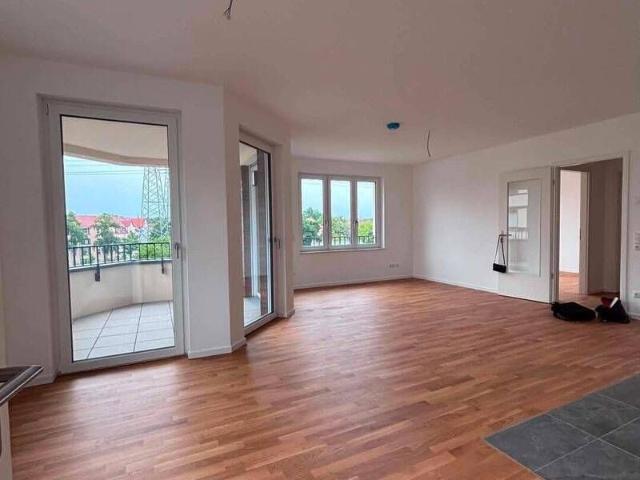 Erstbezug in 3 Zimmer Wohnung in Berlin Karlshorst
