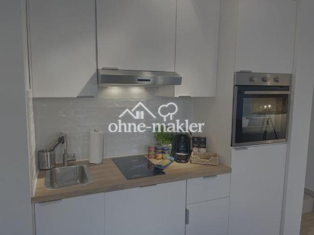 Erstbezug in 3 Zimmer Wohnung mit Balkon & Küche nach Sanierung