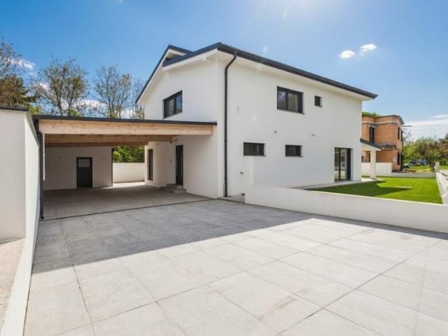 ERSTBEZUG IN BAD SAUERBRUNN | Modernes Einfamilienhaus mit Garten