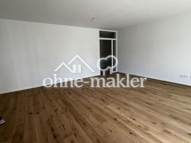 Erstbezug in Frechen: Moderne 4 Zimmer Wohnung mit Balkon und hochwertiger Ausstattung