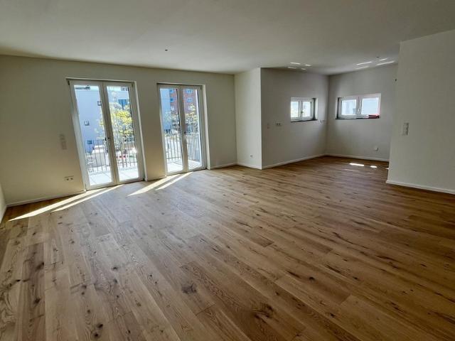 Erstbezug in Frechen: Moderne 4 Zimmer Wohnung mit Balkon und hochwertiger Ausstattung