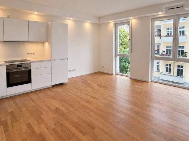 Erstbezug in Prenzlauer Berg: Helle 3 Zimmer mit Balkon, Einbauküche und Aufzug, Barrierefrei