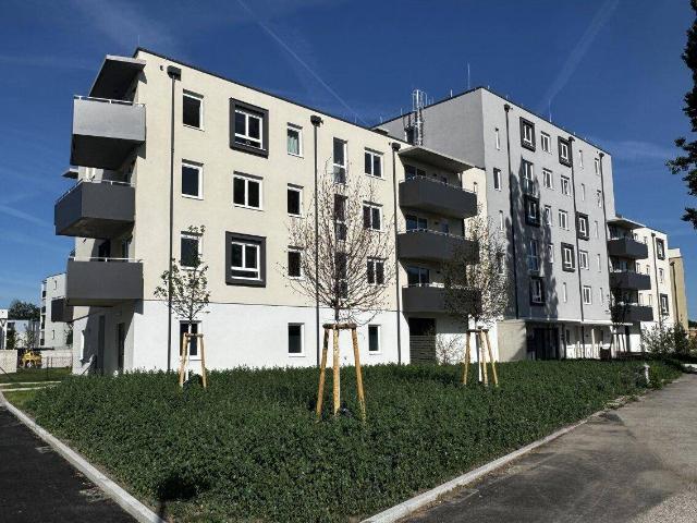 ERSTBEZUG in Wiener Neustadt – hochwertige 3 Zimmer Wohnung mit Balkon und Tiefgarage im „ein viertel grün“