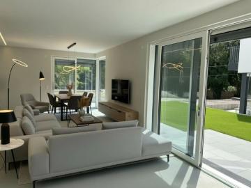 ERSTBEZUG Ihr neues Domizil im Grünen