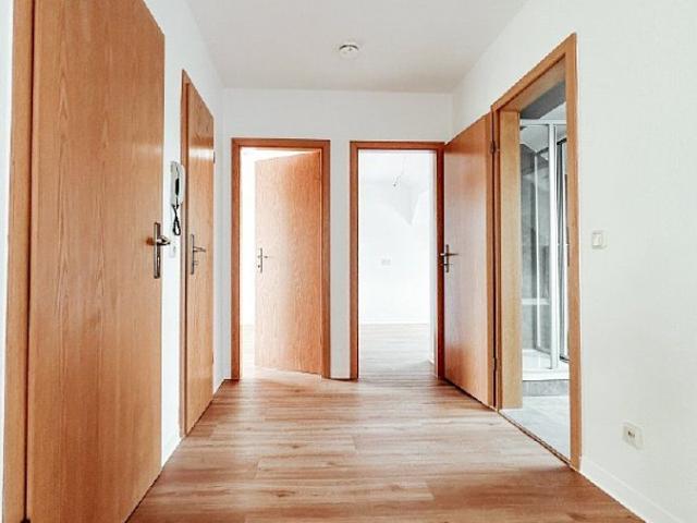 ERSTBEZUG Lichtdurchflutete 2 Raum Wohnung mit neuem Bad