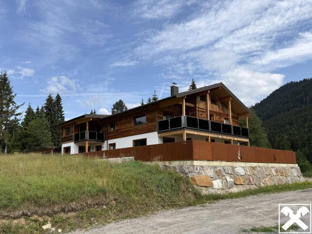 Erstbezug Luxuswohnung im alpinen Stil am Weissensee