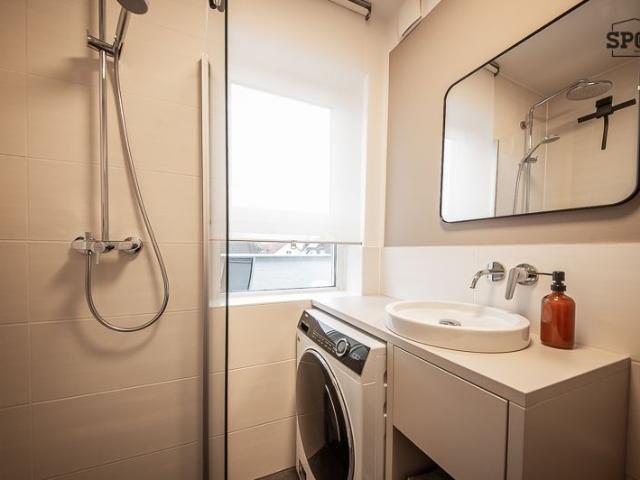 Erstbezug! Moderne 2 Zimmer Wohnung mit Dachterrasse in Obermenzing