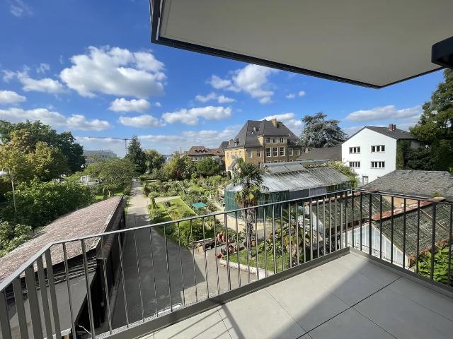 Erstbezug | Moderne 2 Zimmer Wohnung – ideal für WG – mit 2 Balkonen und Wallbox in Poppelsdorf