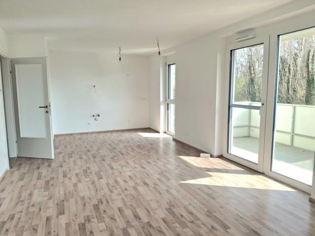 Erstbezug – Moderne 3 Zimmer Wohnung mit lichtdurchfluteten Räumen