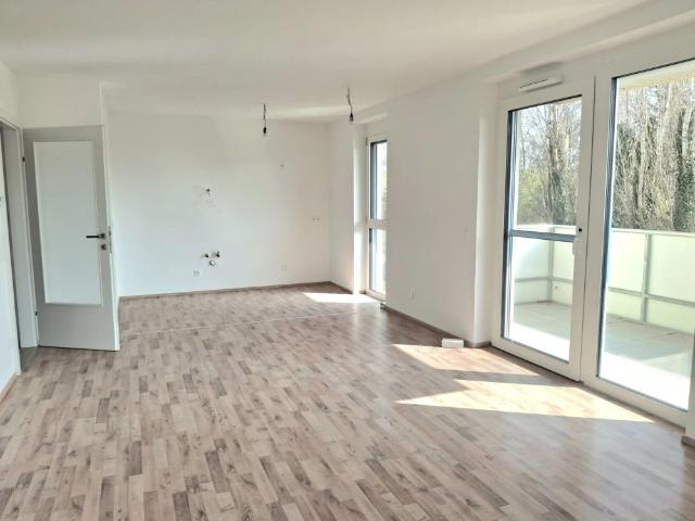 Erstbezug – Moderne 3 Zimmer Wohnung mit lichtdurchfluteten Räumen