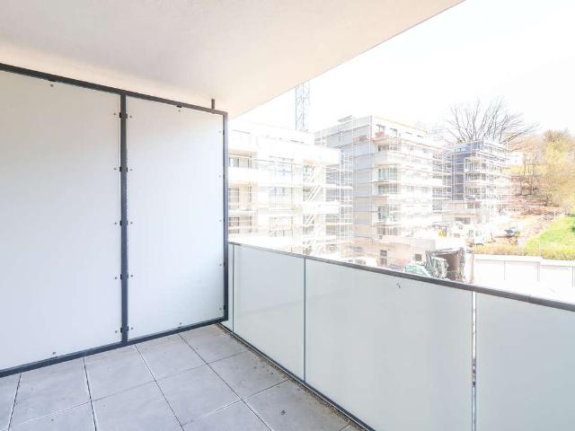 ERSTBEZUG* Moderne Etagenwohnung mit Balkon, moderner Einbauküche und durchdachtem Grundriss