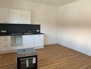 Erstbezug! Moderne hochwertig ausgestattete 2 Zimmer Dachgeschosswohnung mit Loggia