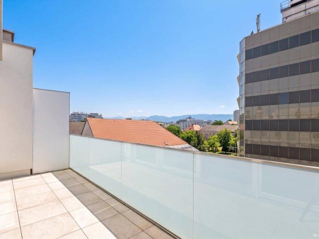 ERSTBEZUG: Moderne Maisonette mit Balkon & Loggia am Benediktinermarkt in Klagenfurt!