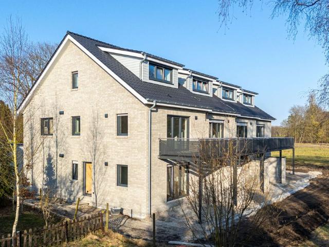 Erstbezug! Moderne Maisonettewohnung in ruhiger Lage mit eigenem Eingang Obj. 9371