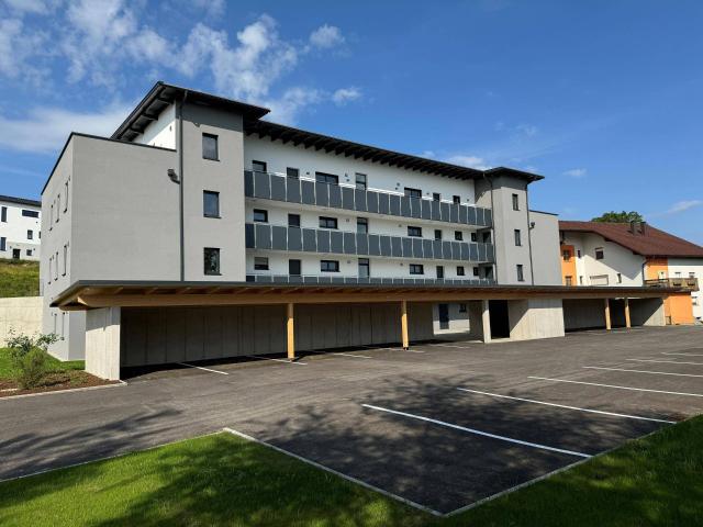 ERSTBEZUG* moderne, smarte 2 Zimmer Eigentumswohnung mit Loggia und großem Garten Top 03 >bezugsfertig