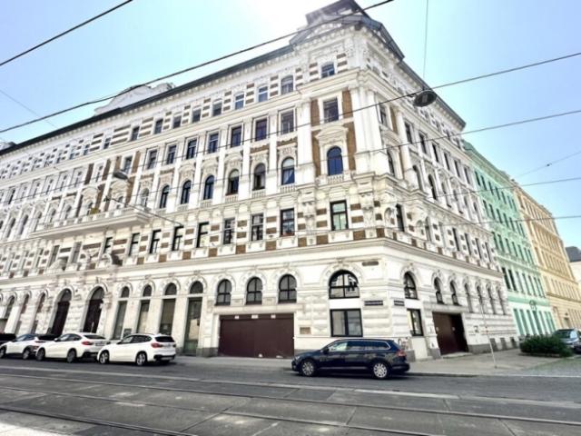 Erstbezug Modernisierte 2 Zimmer Altbauwohnung mit Aufzug in 1200 Wien, 49,02 m², €258.000